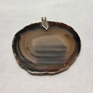 Handcrafted Agate Slice Pendant Stone‎ Metal Brown Black Beige Leaf Bail